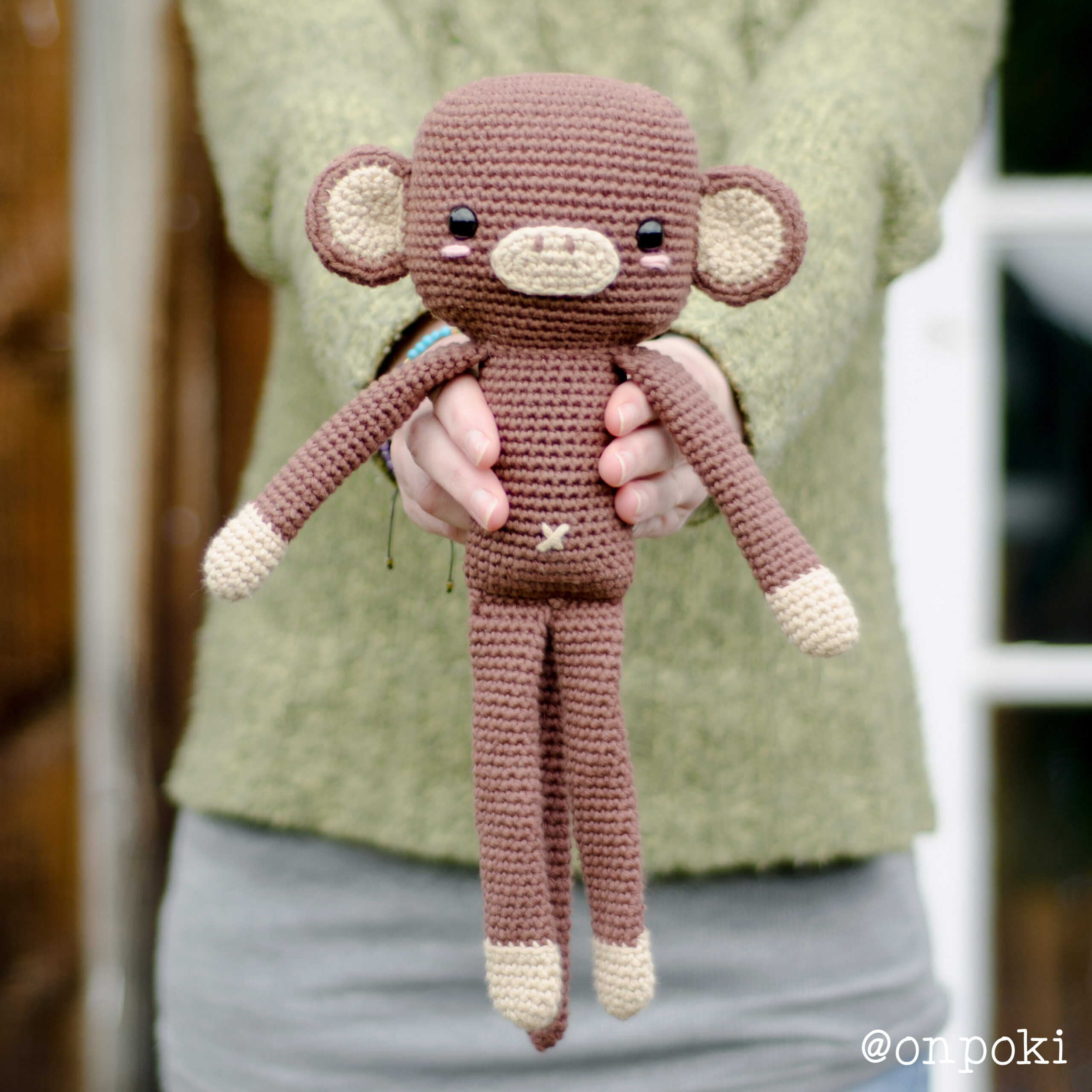 Kindanimal Monkey – Handmade Crochet Soft Toy – Customisable in 105 Colours (One Doll) - Imagen 9