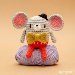 Robin the Rat… A Charming Guest on My Shelf